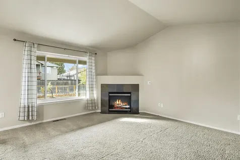 754 NE Quince Place Redmond OR 97756