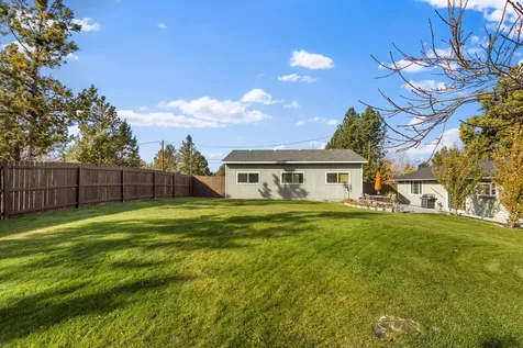 20607 Mary Way Bend OR 97701