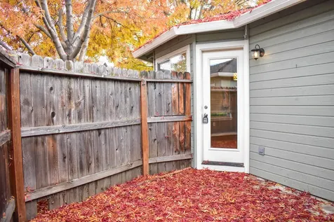 3015 Merriman Road Medford OR 97501