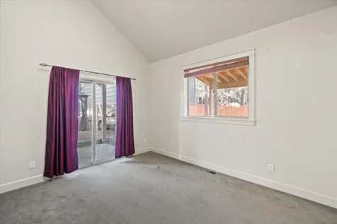 16870 Downey Road Bend OR 97707