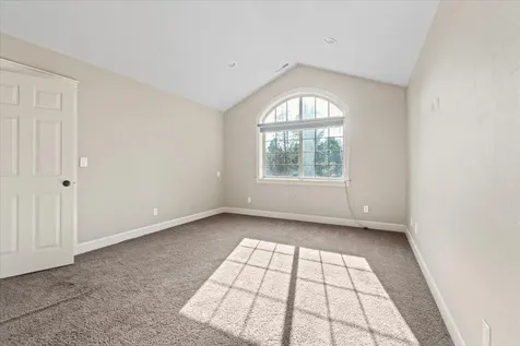 16870 Downey Road Bend OR 97707