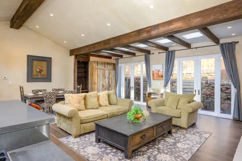 1314 NW Quincy Avenue Bend OR 97703