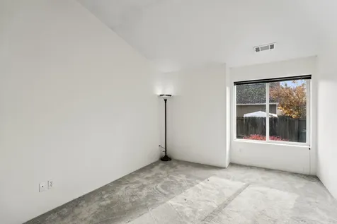 124 SW Verstappen Lane Grants Pass OR 97526