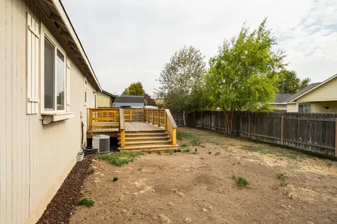 732 NE Redwood Avenue Redmond OR 97756