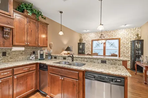 3763 Calle Vista Drive Medford OR 97504