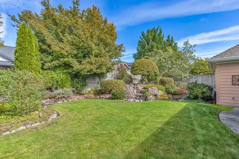 3763 Calle Vista Drive Medford OR 97504