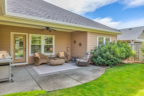 3763 Calle Vista Drive Medford OR 97504