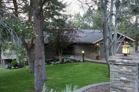 69877 Meadow View Road Sisters OR 97759