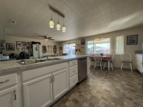 4316 Barry Avenue Klamath Falls OR 97603