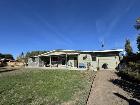 4316 Barry Avenue Klamath Falls OR 97603