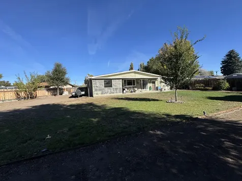 4316 Barry Avenue Klamath Falls OR 97603