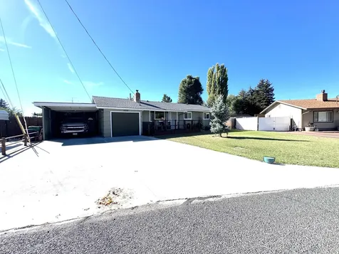 4316 Barry Avenue Klamath Falls OR 97603