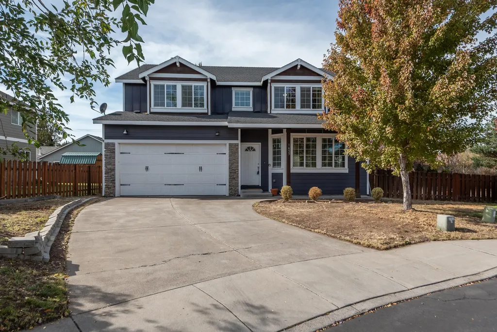 1655 SW Sarasoda Court Redmond OR 97756