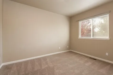 1655 SW Sarasoda Court Redmond OR 97756