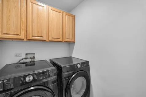 2743 SW Umatilla Court Redmond OR 97756