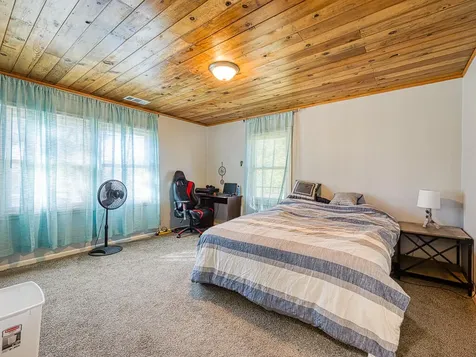 5611 Shasta Way Klamath Falls OR 97603