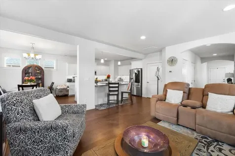 1623 Bronte Circle Medford OR 97504