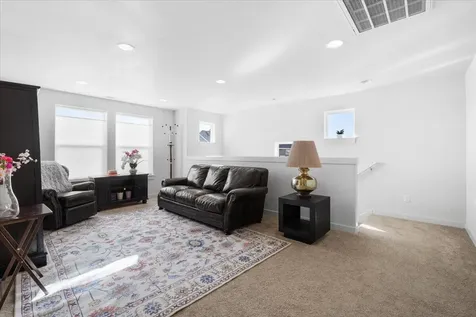 1623 Bronte Circle Medford OR 97504