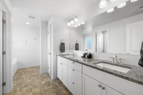 1623 Bronte Circle Medford OR 97504
