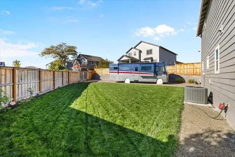 1623 Bronte Circle Medford OR 97504