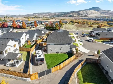 1623 Bronte Circle Medford OR 97504