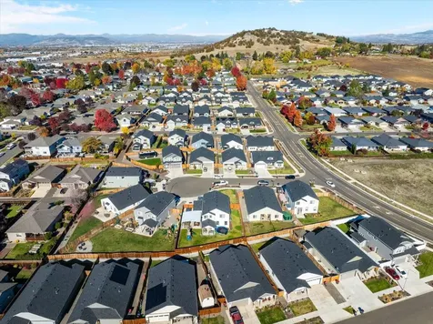 1623 Bronte Circle Medford OR 97504