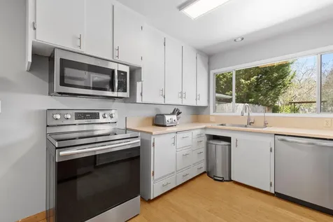 2541 Sandy Terrace Medford OR 97504