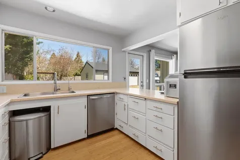 2541 Sandy Terrace Medford OR 97504