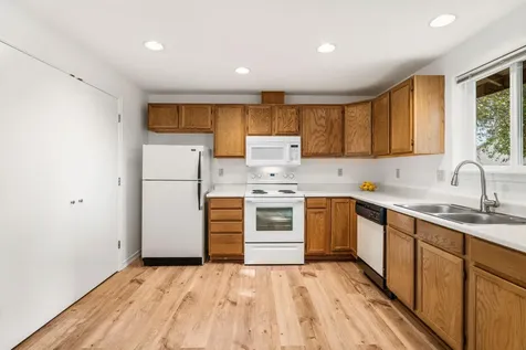 3128 SW Reindeer Avenue Redmond OR 97756