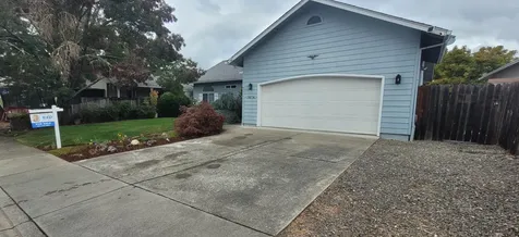 1874 SW Topaz Lane Grants Pass OR 97526