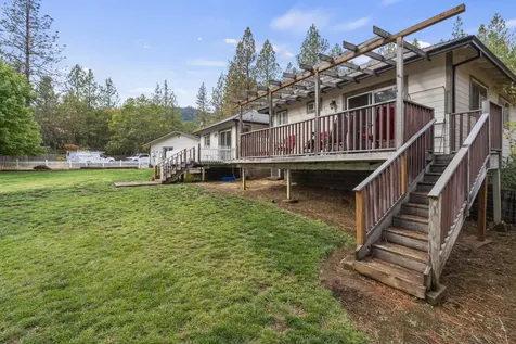 6380 W Evans Creek Road Rogue River OR 97537