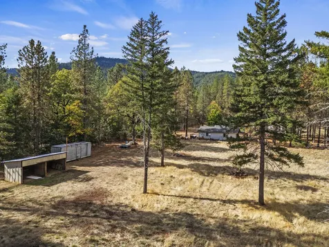 6380 W Evans Creek Road Rogue River OR 97537