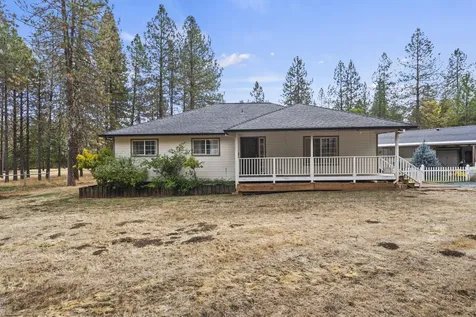 6380 W Evans Creek Road Rogue River OR 97537