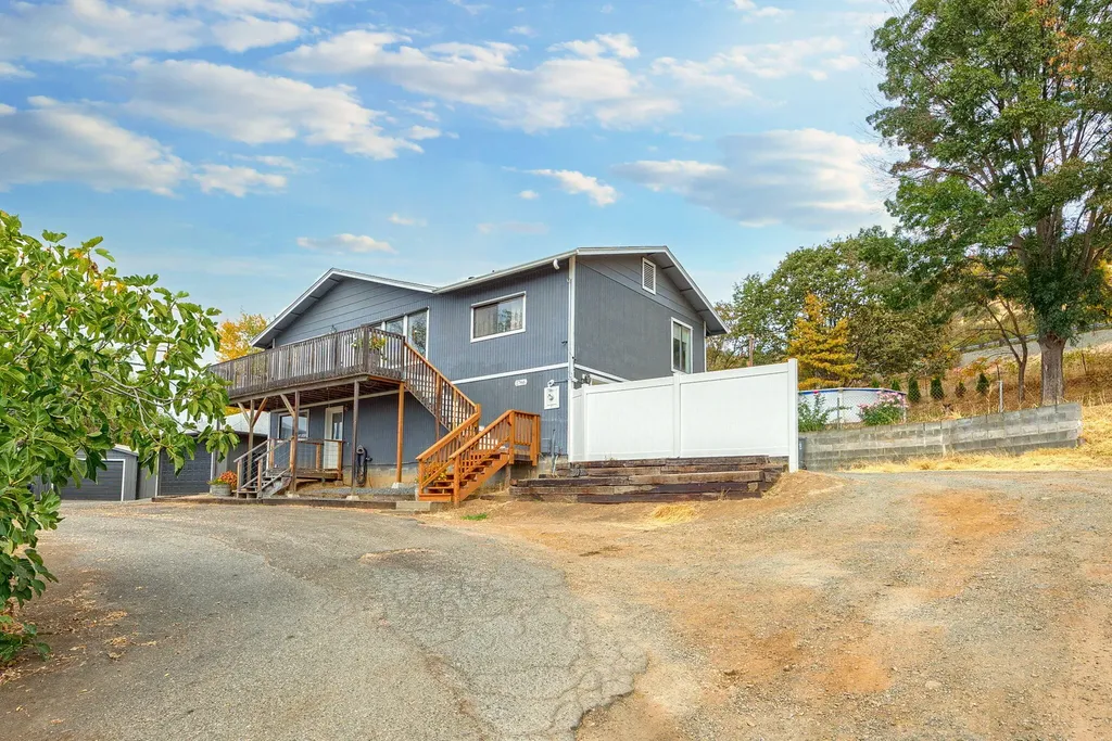 1766 NE Foothill Boulevard Grants Pass OR 97526