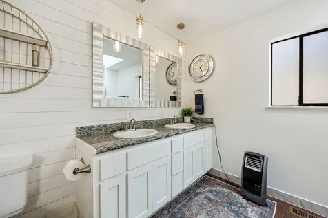 1766 NE Foothill Boulevard Grants Pass OR 97526