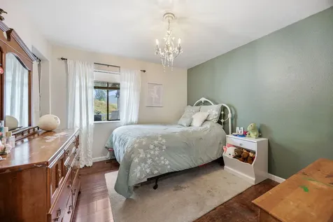 1766 NE Foothill Boulevard Grants Pass OR 97526