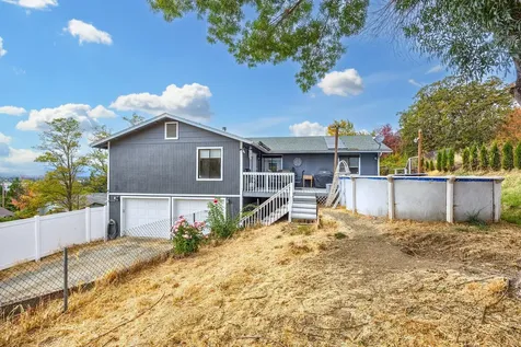 1766 NE Foothill Boulevard Grants Pass OR 97526