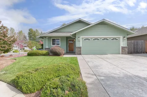 1563 Kokanee Lane Grants Pass OR 97527