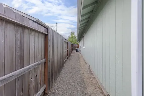 1563 Kokanee Lane Grants Pass OR 97527