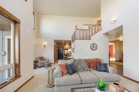 2721 Clay Creek Way Ashland OR 97520