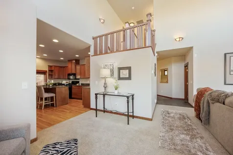 2721 Clay Creek Way Ashland OR 97520