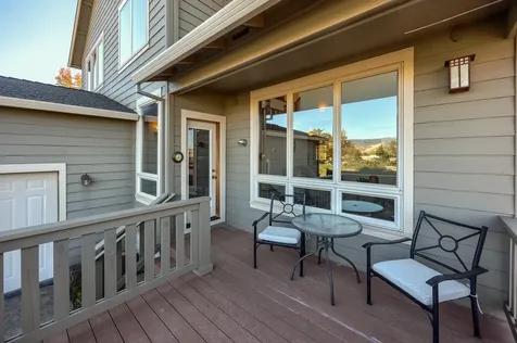 2721 Clay Creek Way Ashland OR 97520