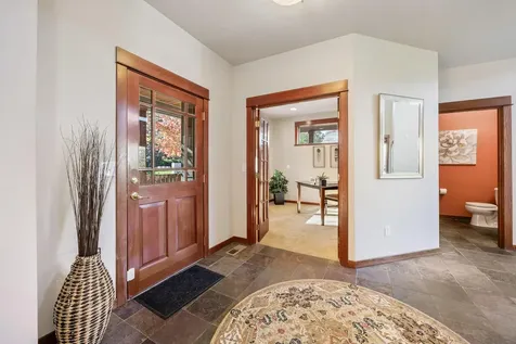 2721 Clay Creek Way Ashland OR 97520
