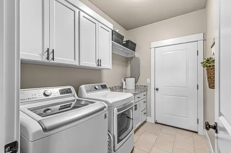 779 Sydney Court Central Point OR 97502