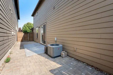 20765 NE Comet Lane Bend OR 97701