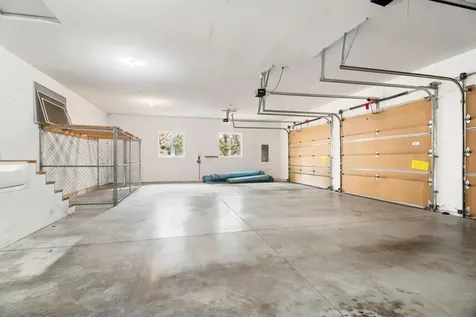464 Tanager Drive Redmond OR 97756