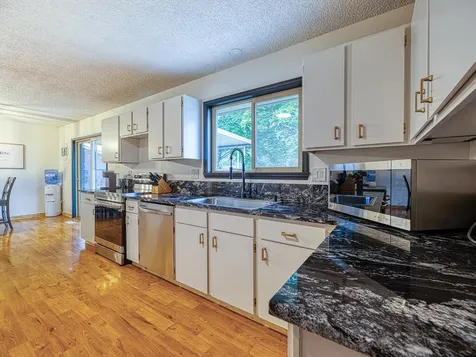 3302 Caroline Street Klamath Falls OR 97603
