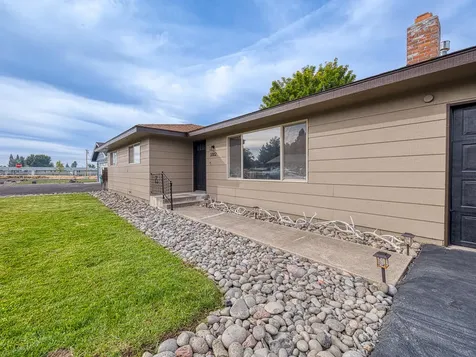 3302 Caroline Street Klamath Falls OR 97603