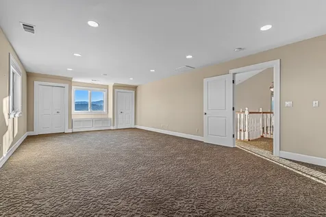 1820 Dry Creek Road Eagle Point OR 97524