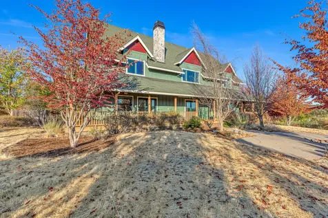 1820 Dry Creek Road Eagle Point OR 97524